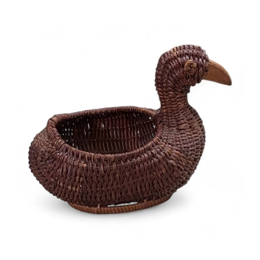 Vintage Unbranded Handwoven Wicker Duck Basket Planter Catchall Brown Rattan